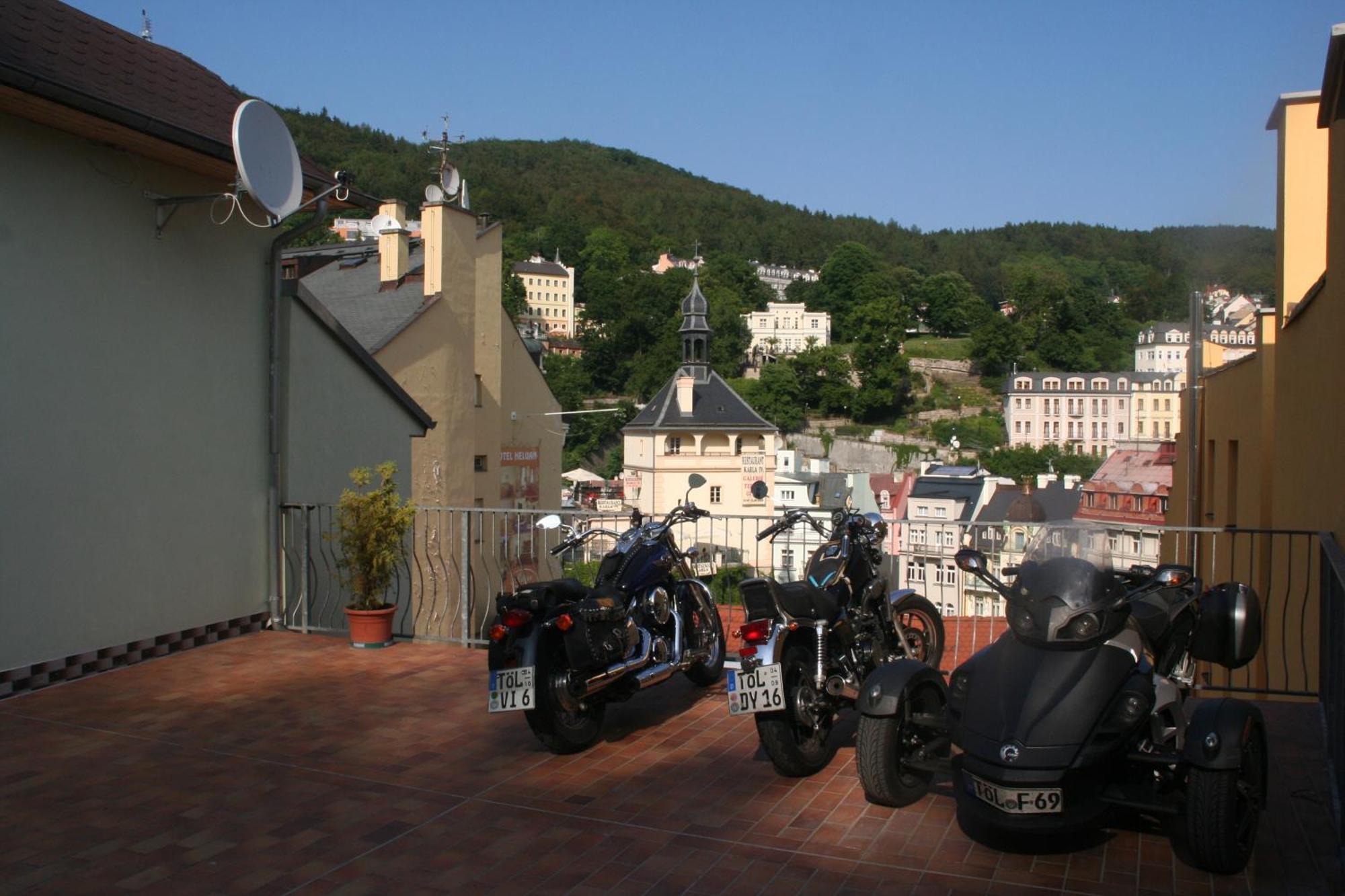Hotel Chebsky Dvur - Egerlander Hof Karlovy Vary Exteriér fotografie